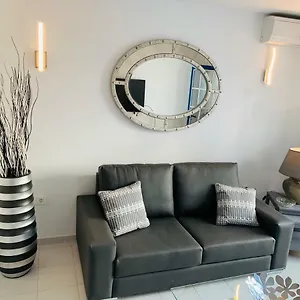 https://forever-views.puertodelcarmen-hotels.org